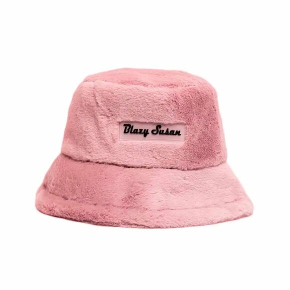 NWT Blazy Susan Fuzzy Bucket Hat in Pink - Picture 1 of 1